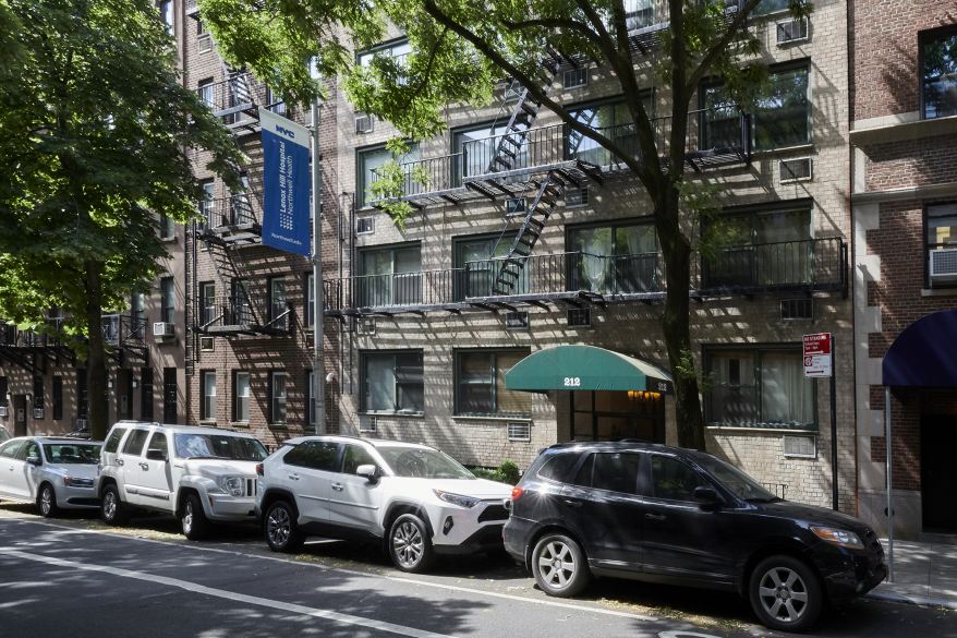 212 E 77th St, Manhattan, NY 10075 - Photo 2 of 2