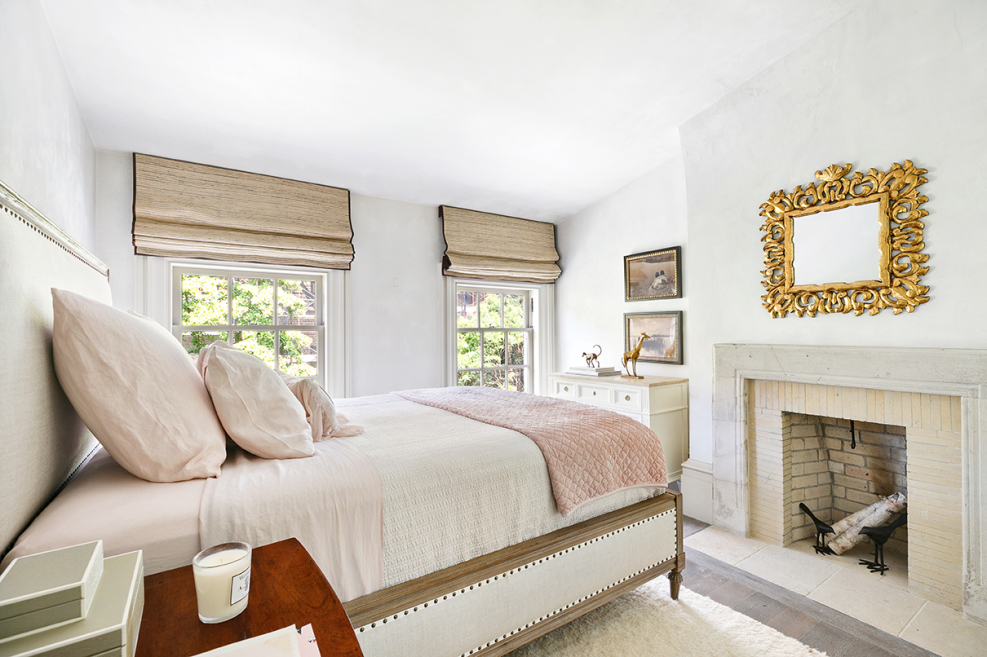 250 West 10th Street Manhattan, NY 10014 - Photo 9 of 18