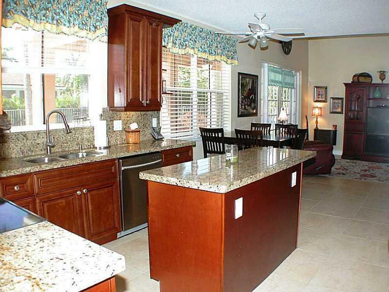 1535 Sandpiper Circle Weston, FL 33327 - Photo 15 of 35