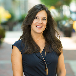 Headshot of Stephanie Richey