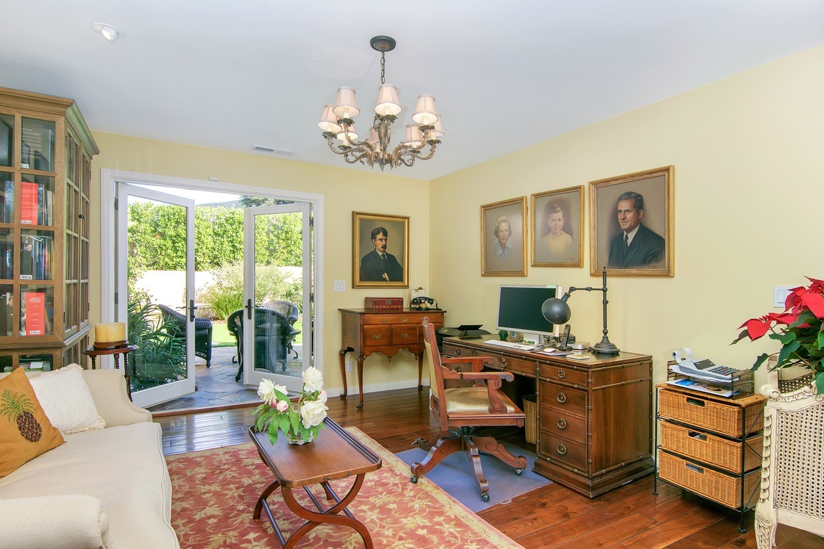 7453 Fairway Road La Jolla, CA 92037 - Photo 10 of 23 Gallery Image 10