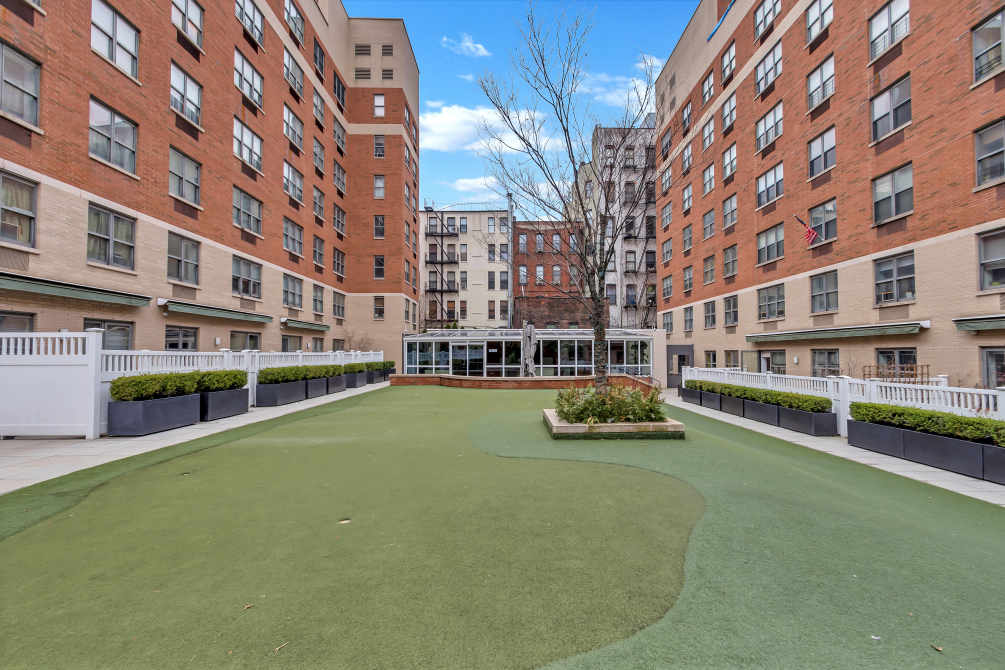 516 West 47th Street, Unit N6B Manhattan, NY 10036 - Photo 7 of 9