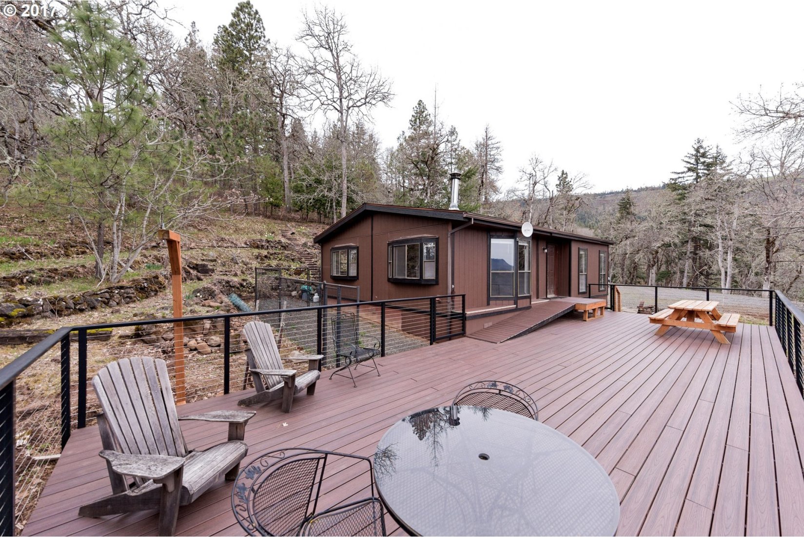 15 Locke Road White Salmon, WA 98672 - Photo 1 of 32 Gallery Image 1