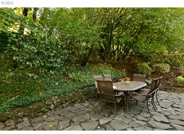 2525 Southwest Patton Road Portland, OR 97201 - Photo 1 of 16