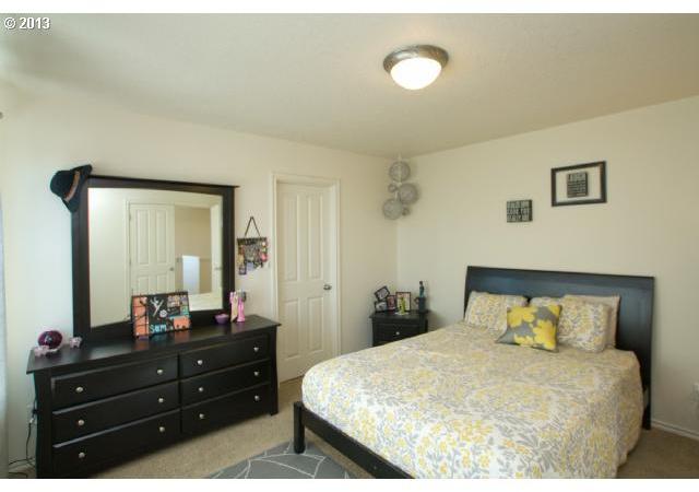 14039 Southwest Alpine Crest Way Tigard, OR 97224 - Photo 14 of 16 Gallery Image 14