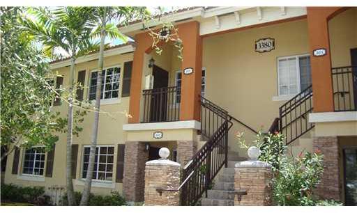 3380 Northeast 9th Street, Unit 202 Homestead, FL 33033 - Photo 3 of 16
