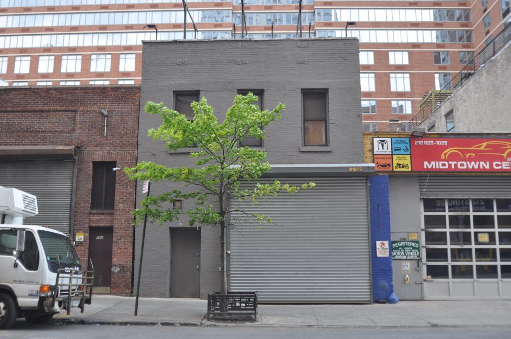 Five Five Zero 550 W 29th St, Manhattan, NY 10001 - Photo 2 of 2