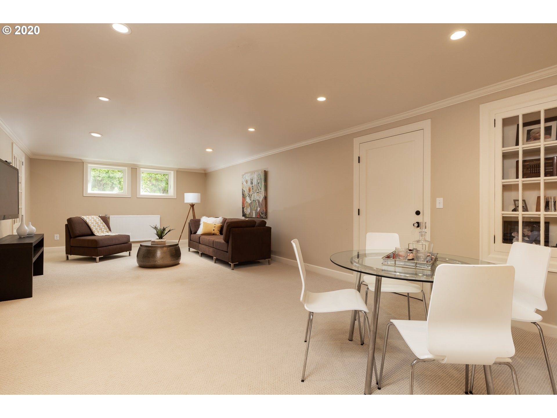 3640 Southwest Dosch Road Portland, OR 97239 - Photo 15 of 32