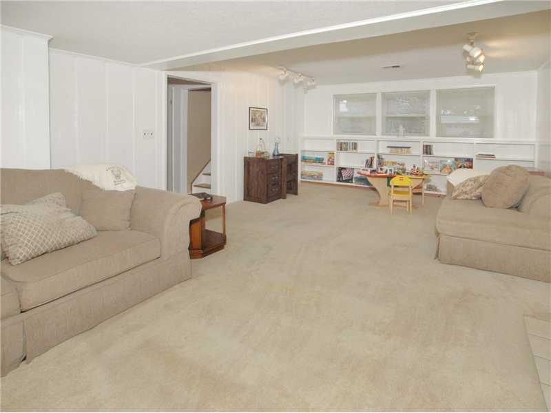 682 Blue Ridge Drive Plum, PA 15239 - Photo 18 of 22 Gallery Image 18