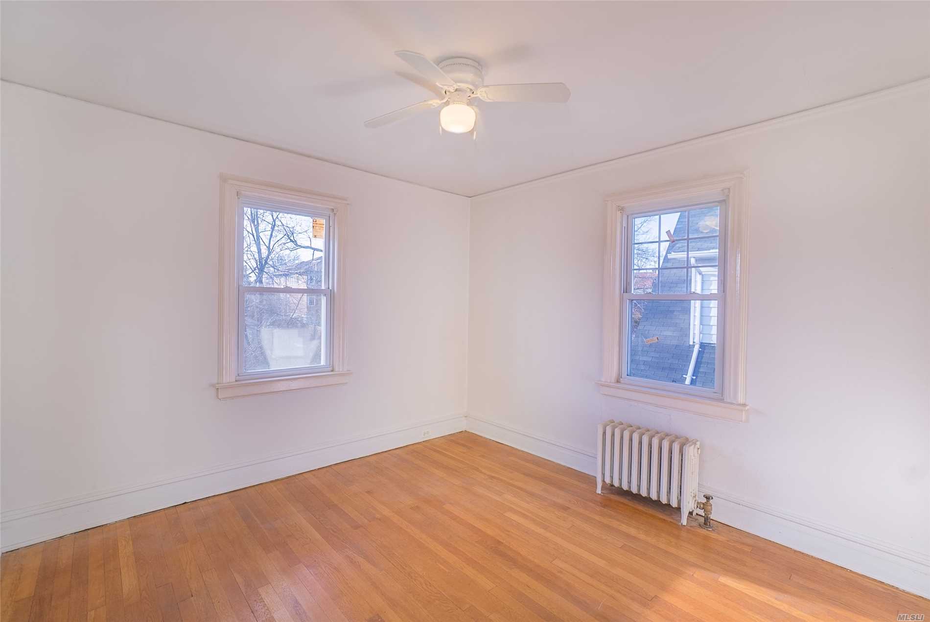 39 Boulevard Queens, NY 11357 - Photo 20 of 20