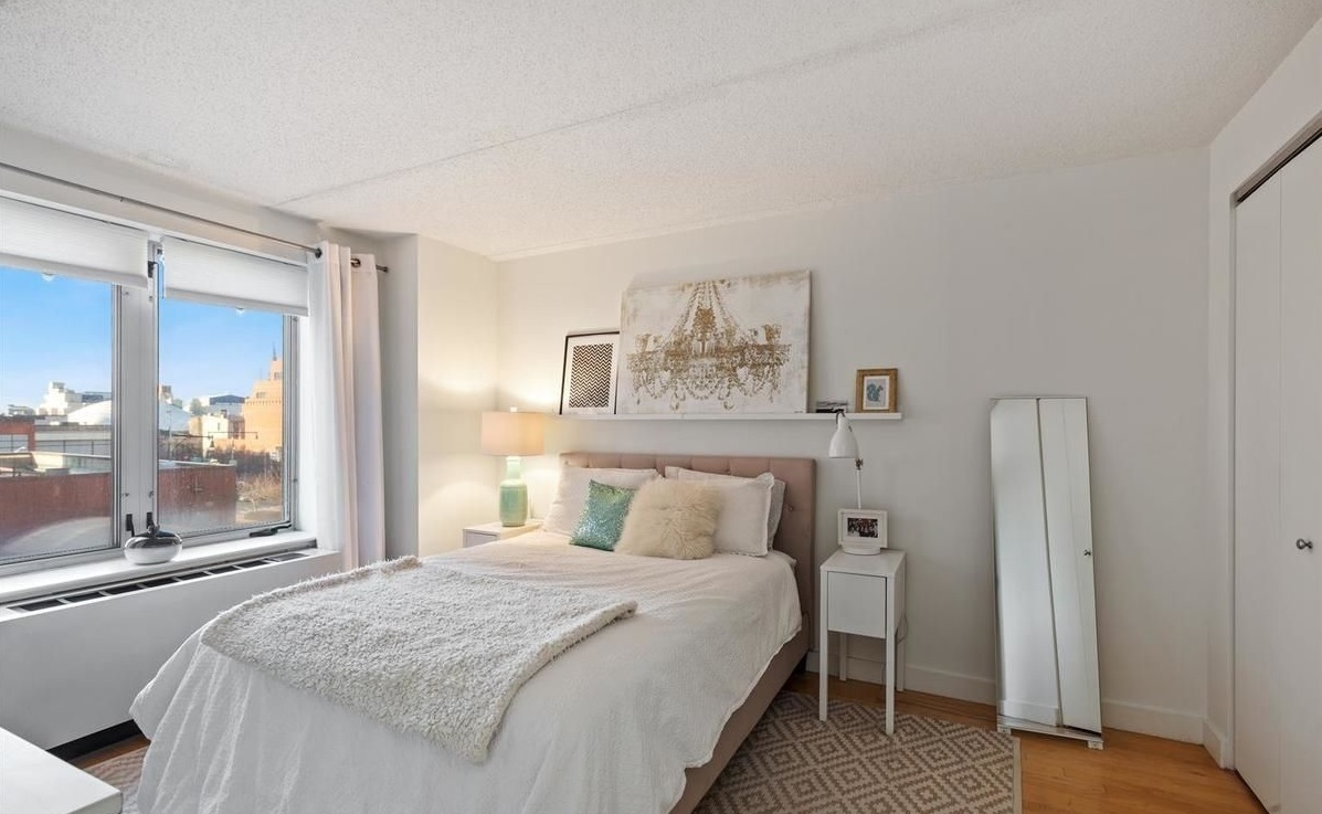 53 Boerum Place, Unit 11C Brooklyn, NY 11201 - Photo 3 of 5