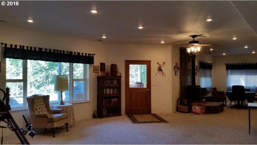 1150 Indian Bend Road Umpqua, OR 97486 - Photo 16 of 32 Gallery Image 16