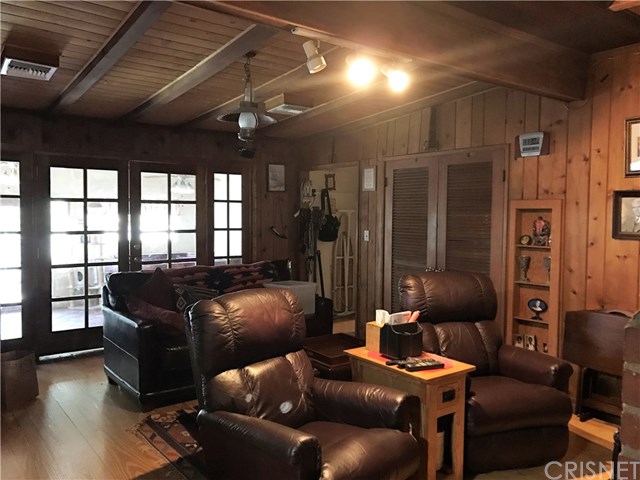 3061 Highview Avenue Altadena, CA 91001 - Photo 7 of 17