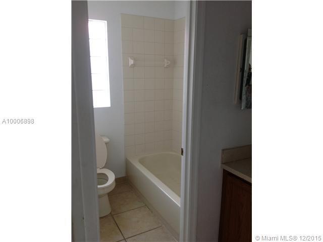 2045 Little Torch Street Riviera Beach, FL 33407 - Photo 5 of 9