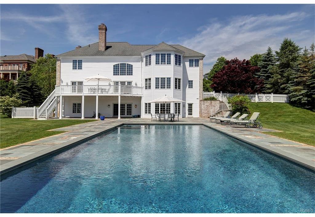 4 Fox Run Purchase, NY 10577 - Photo 3 of 29