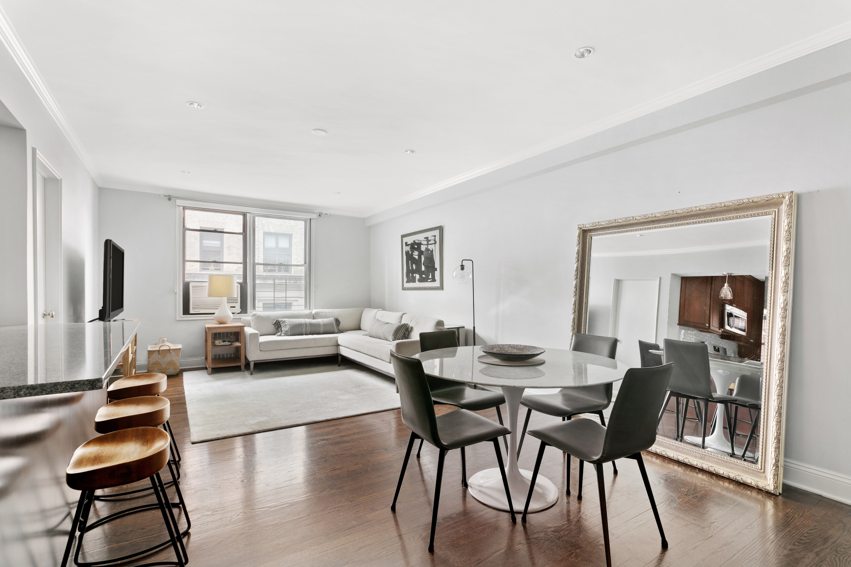 30 East 9th Street, Unit 3BB Manhattan, NY 10003 - Photo 1 of 8