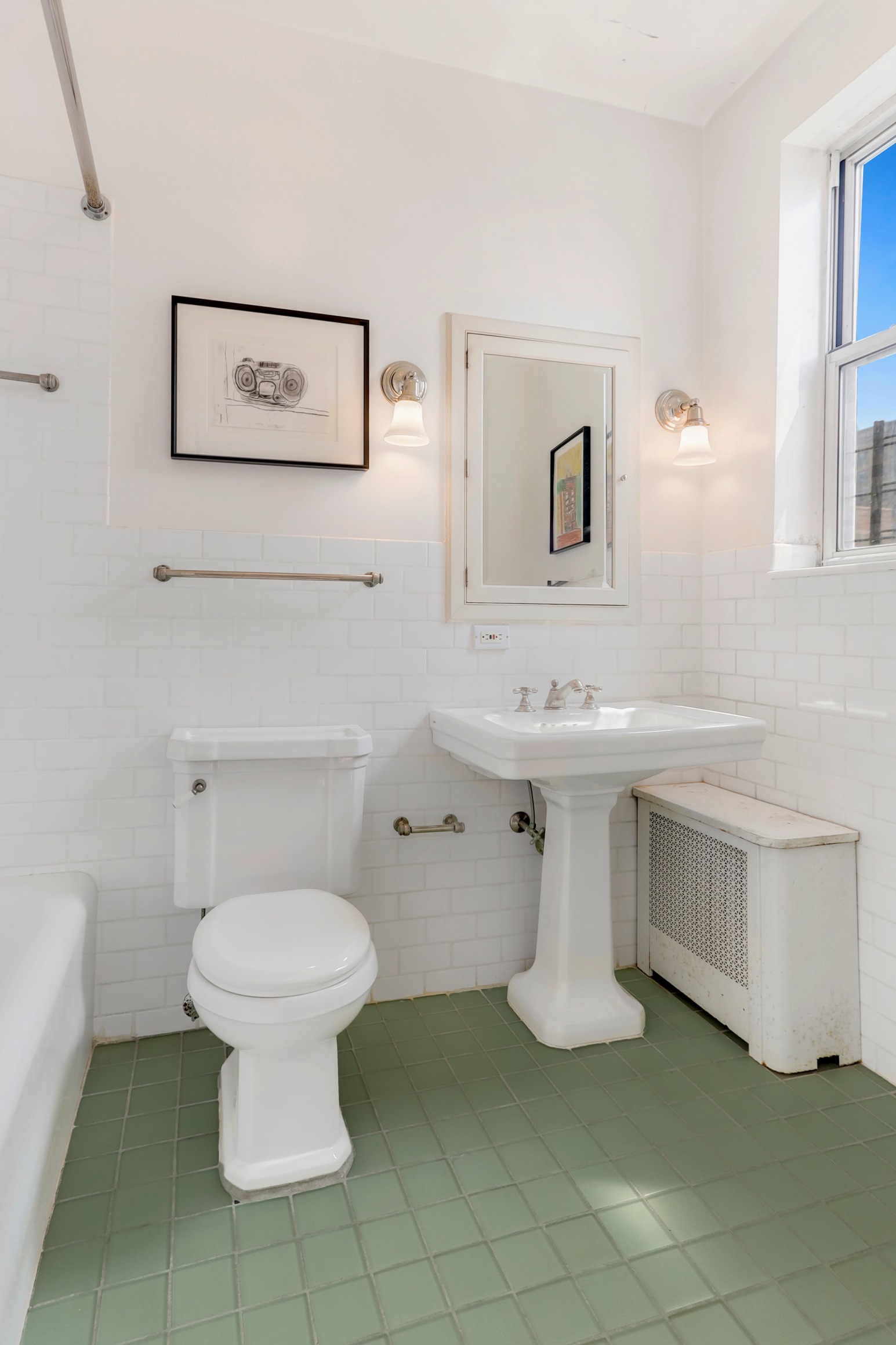 50 Riverside Drive, Unit 8D Manhattan, NY 10024 - Photo 16 of 17