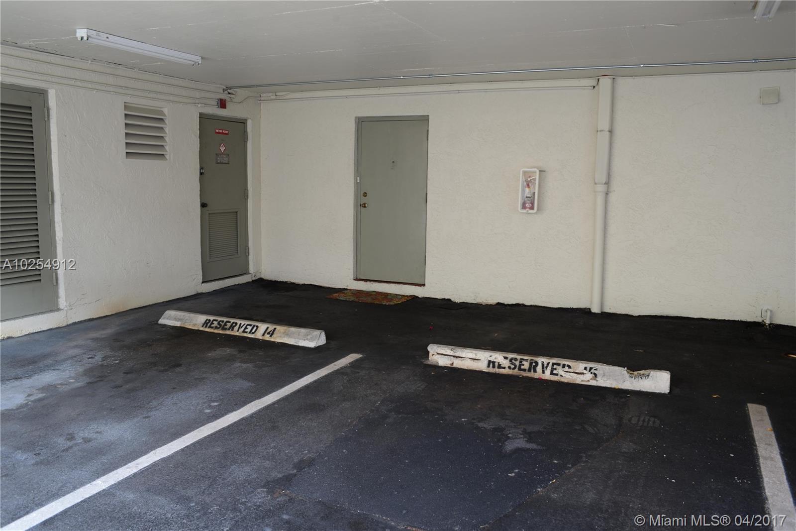 1655 Northeast 115th Street, Unit 5B Miami, FL 33181 - Photo 12 of 19