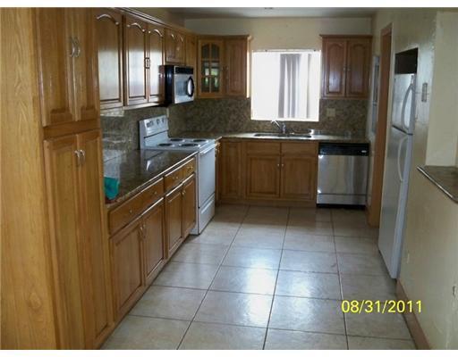 Driftwood Hollywood, FL 33024 - Photo 3 of 13