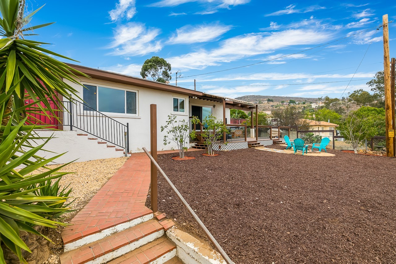 1747 Canyon Road Spring Valley, CA 91977 - Photo 3 of 25 Gallery Image 3