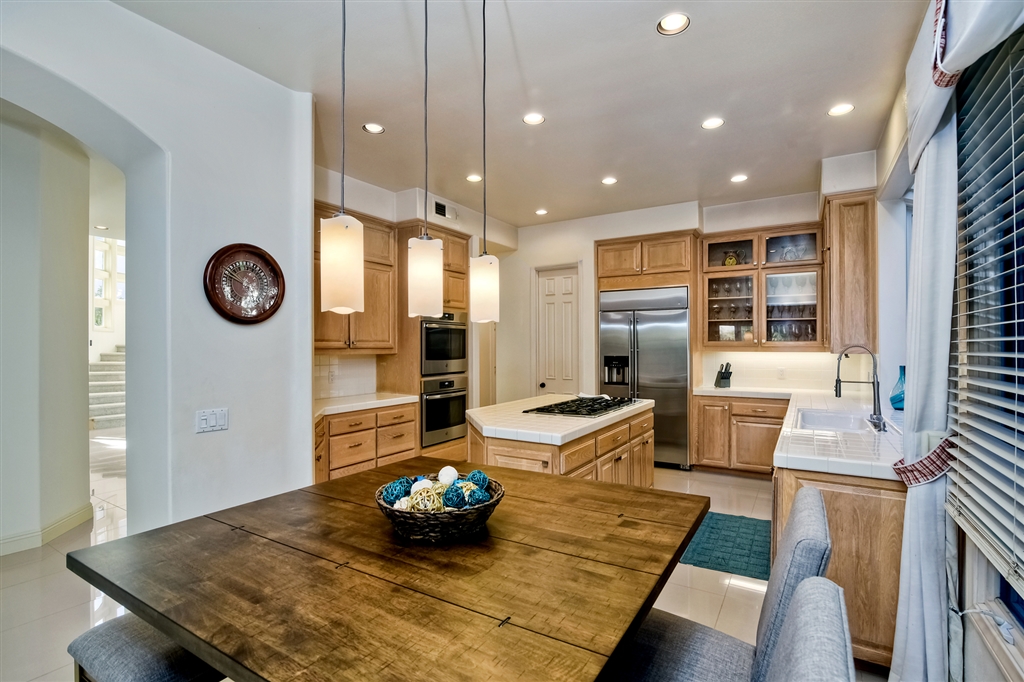 7162 Tern Place Carlsbad, CA 92011 - Photo 9 of 25