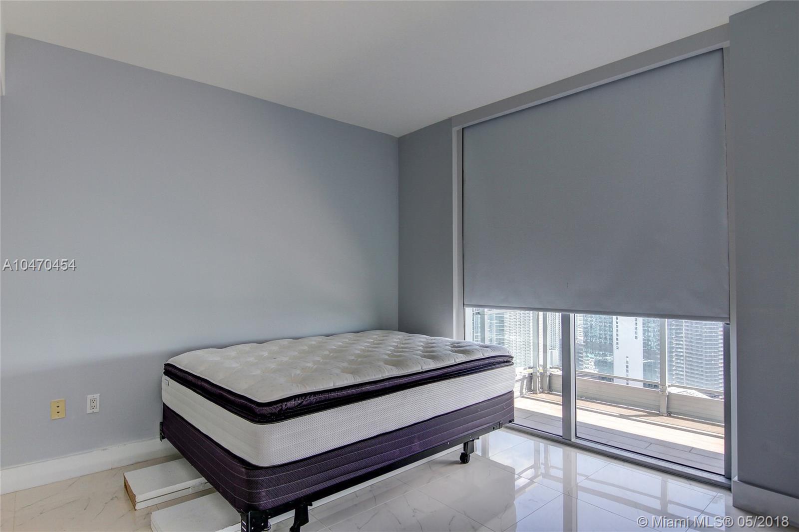 92 Southwest 3rd Street, Unit 4802 Miami, FL 33130 - Photo 8 of 12