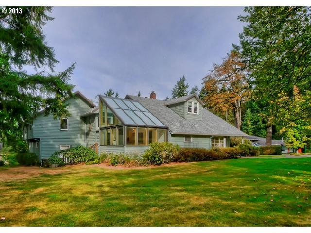 2006 Southwest Sunset Boulevard Portland, OR 97239 - Photo 3 of 14 Gallery Image 3
