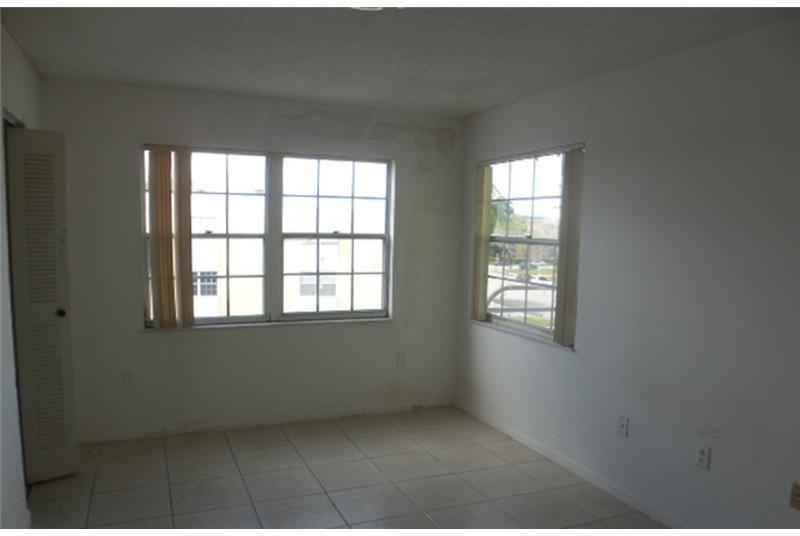 10755 Southwest 108th Avenue, Unit 301 Miami, FL 33176 - Photo 6 of 13