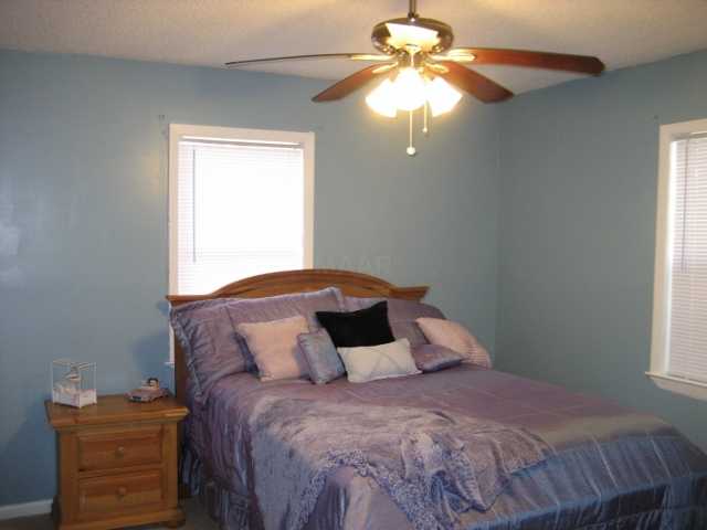 3169 Coleman Road Memphis, TN 38128 - Photo 17 of 18 Pool House bedroom