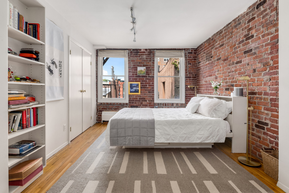 15 Jones Street, Unit 6A Manhattan, NY 10014 - Photo 5 of 11