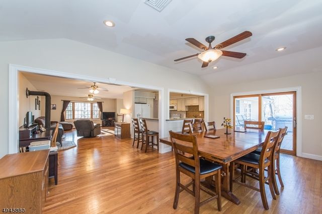 $550,000 | 11 Knoll Drive, Denville, NJ 07834