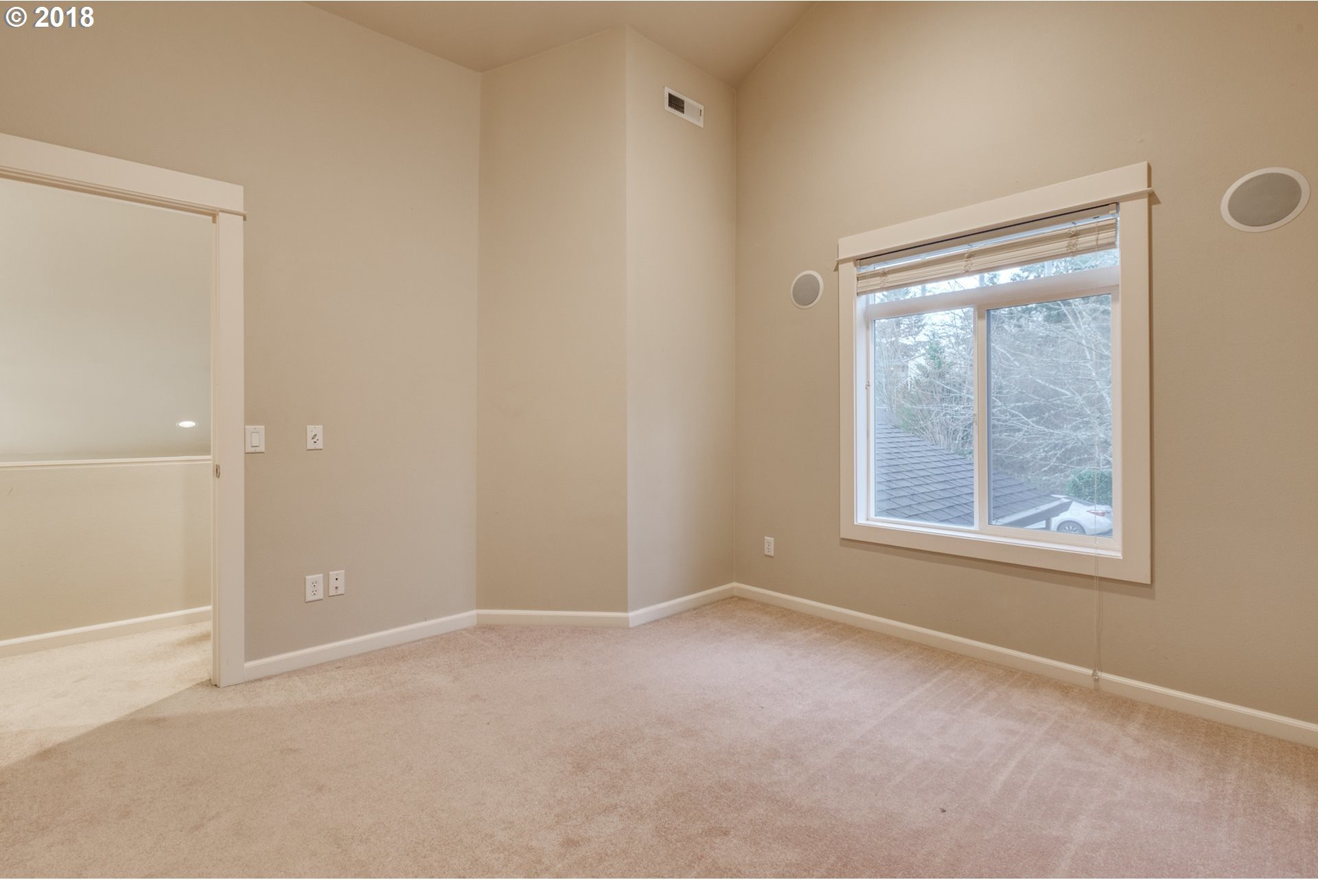11024 Northwest Leahy Road Portland, OR 97229 - Photo 29 of 32 Gallery Image 29