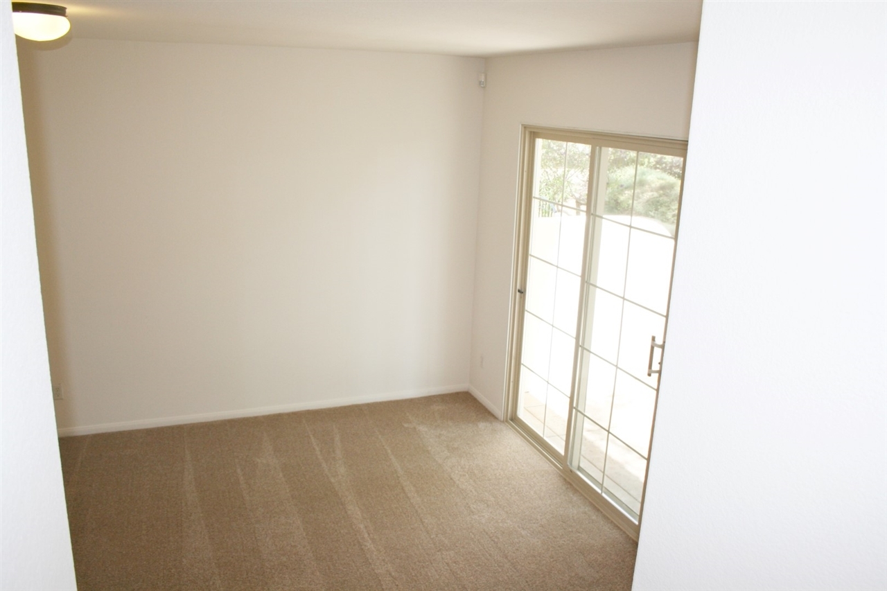 1464 Rancho Rose Way, Unit 25 Oceanside, CA 92057 - Photo 6 of 16