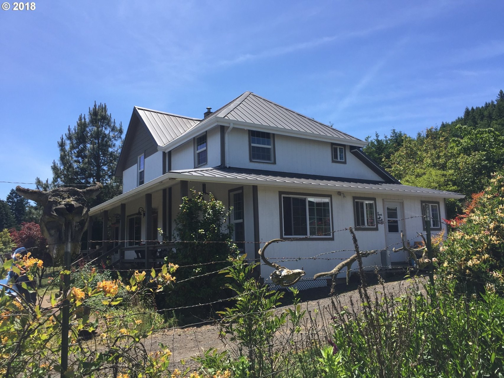 7475 Scotts Valley Road Yoncalla, OR 97499 - Photo 13 of 32