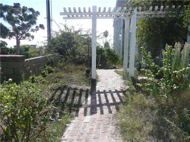 5410 La Jolla Mesa Drive La Jolla, CA 92037 - Photo 14 of 21 Entry