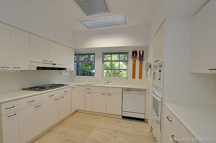 355 Atlantic Road Key Biscayne, FL 33149 - Photo 10 of 26
