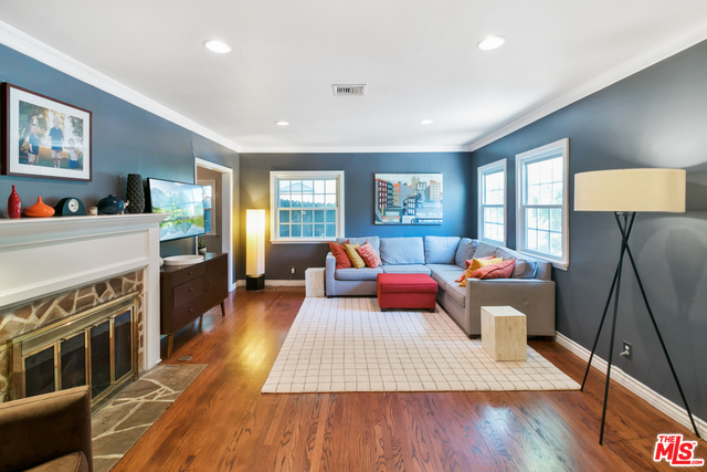 12164 Viewcrest Road Studio City, CA 91604 - Photo 5 of 20