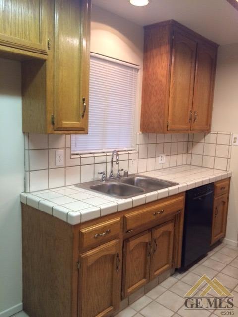 606 Real Road Bakersfield, CA 93309 - Photo 10 of 10 Gallery Image 10