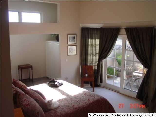 628 19th Street Manhattan Beach, CA 90266 - Photo 5 of 7 Master Bedroom with intimate patio.