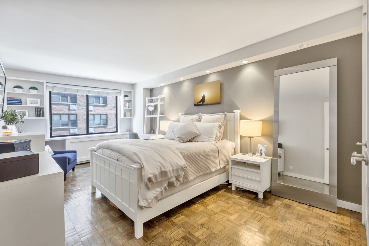 345 East 73rd Street, Unit 3J Manhattan, NY 10021 - Photo 7 of 9