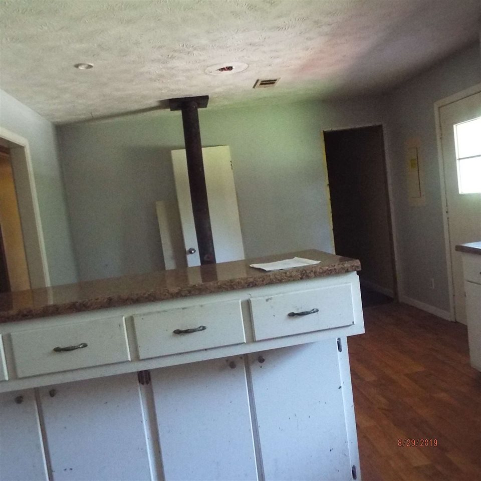 223 Bishop Road Finger, TN 38334 - Photo 2 of 24