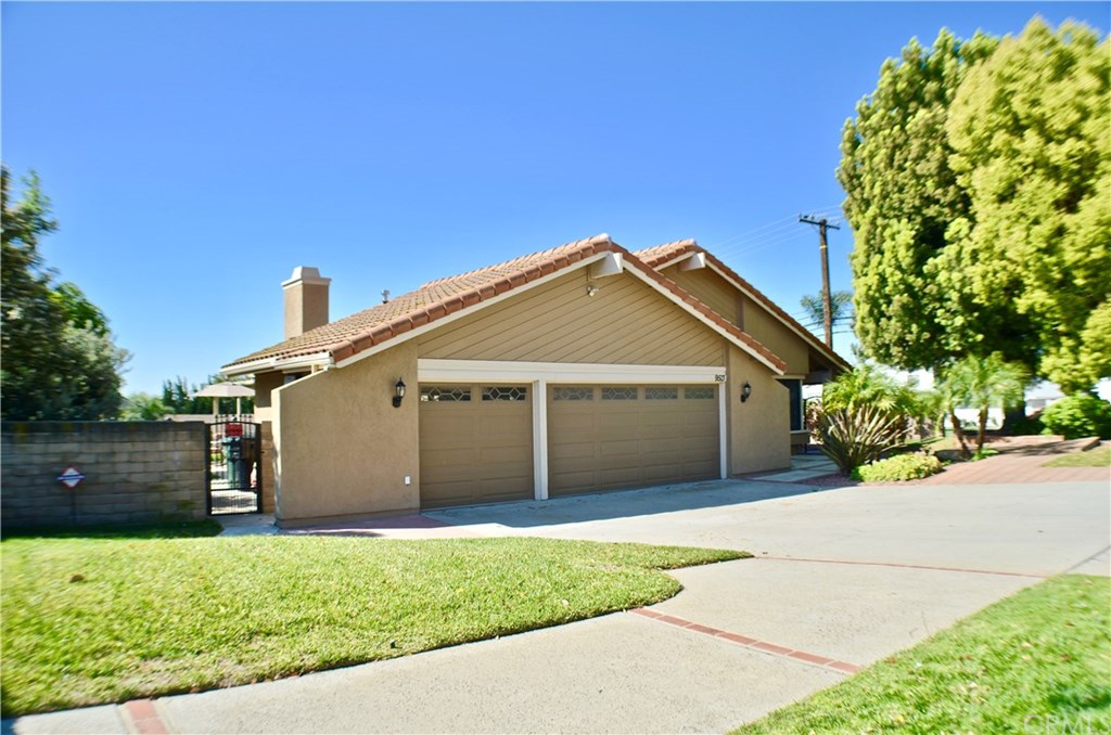 9513 Sunflower Street Rancho Cucamonga, CA 91737 - Photo 3 of 45