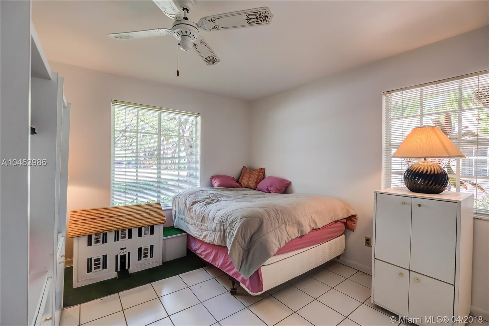 1121 Sunset Road Coral Gables, FL 33146 - Photo 22 of 34 Gallery Image 22