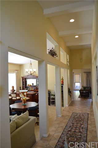 743 Diamond Drive Camarillo, CA 93010 - Photo 11 of 31