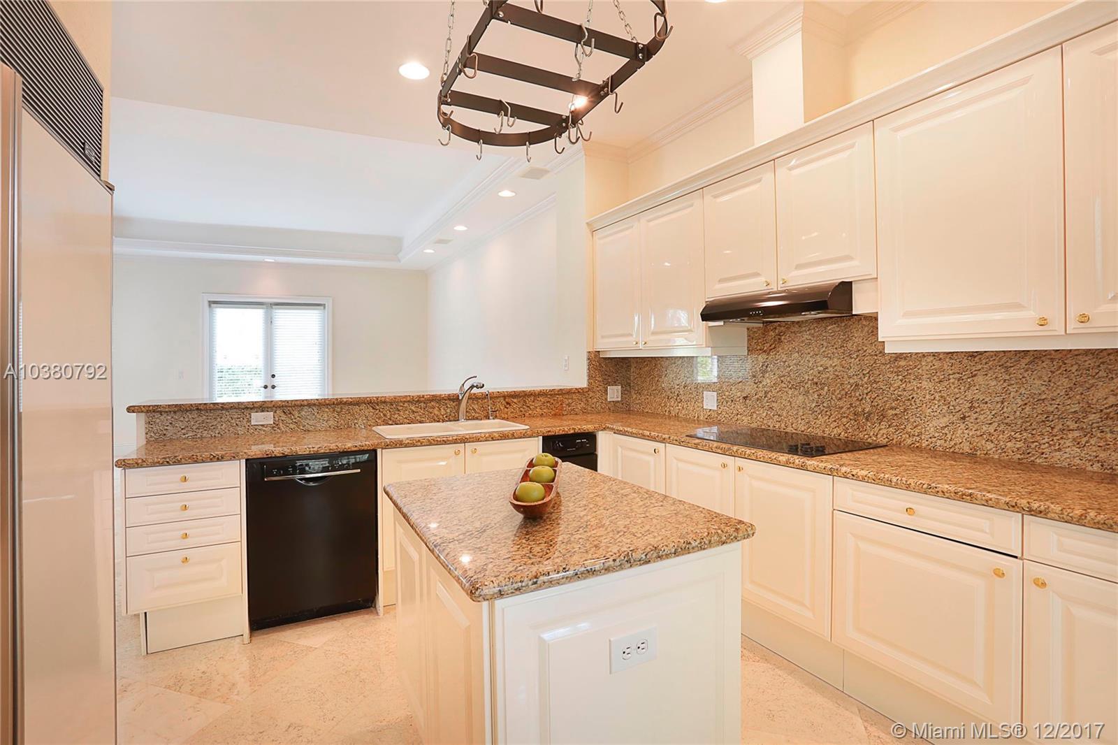 14 Turtle Walk Key Biscayne, FL 33149 - Photo 10 of 27