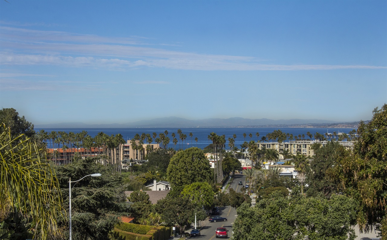 2075 Torrey Pines Road La Jolla, CA 92037 - Photo 5 of 20 Gallery Image 5