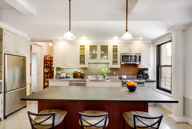 135 Eastern Parkway, Unit 14A Brooklyn, NY 11238 - Photo 3 of 11