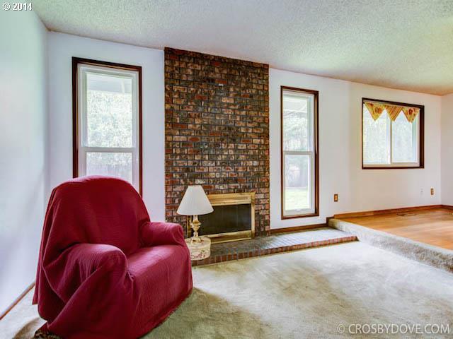 16565 Southwest Rigert Terrace Beaverton, OR 97007 - Photo 13 of 16 Gallery Image 13