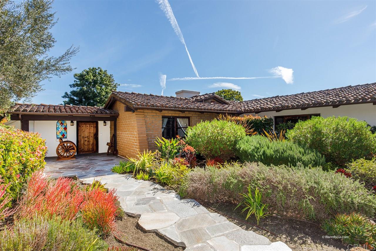 4860 La Jacaranda Rancho Santa Fe, CA 92067 - Photo 3 of 25