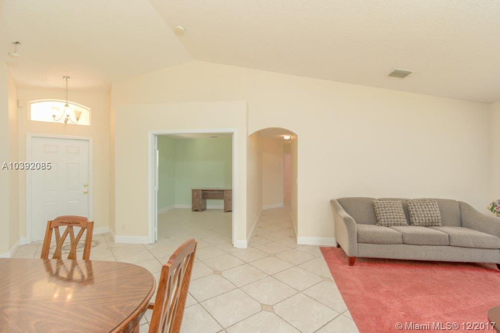 9891 Red Heart Lane Tamarac, FL 33321 - Photo 2 of 20